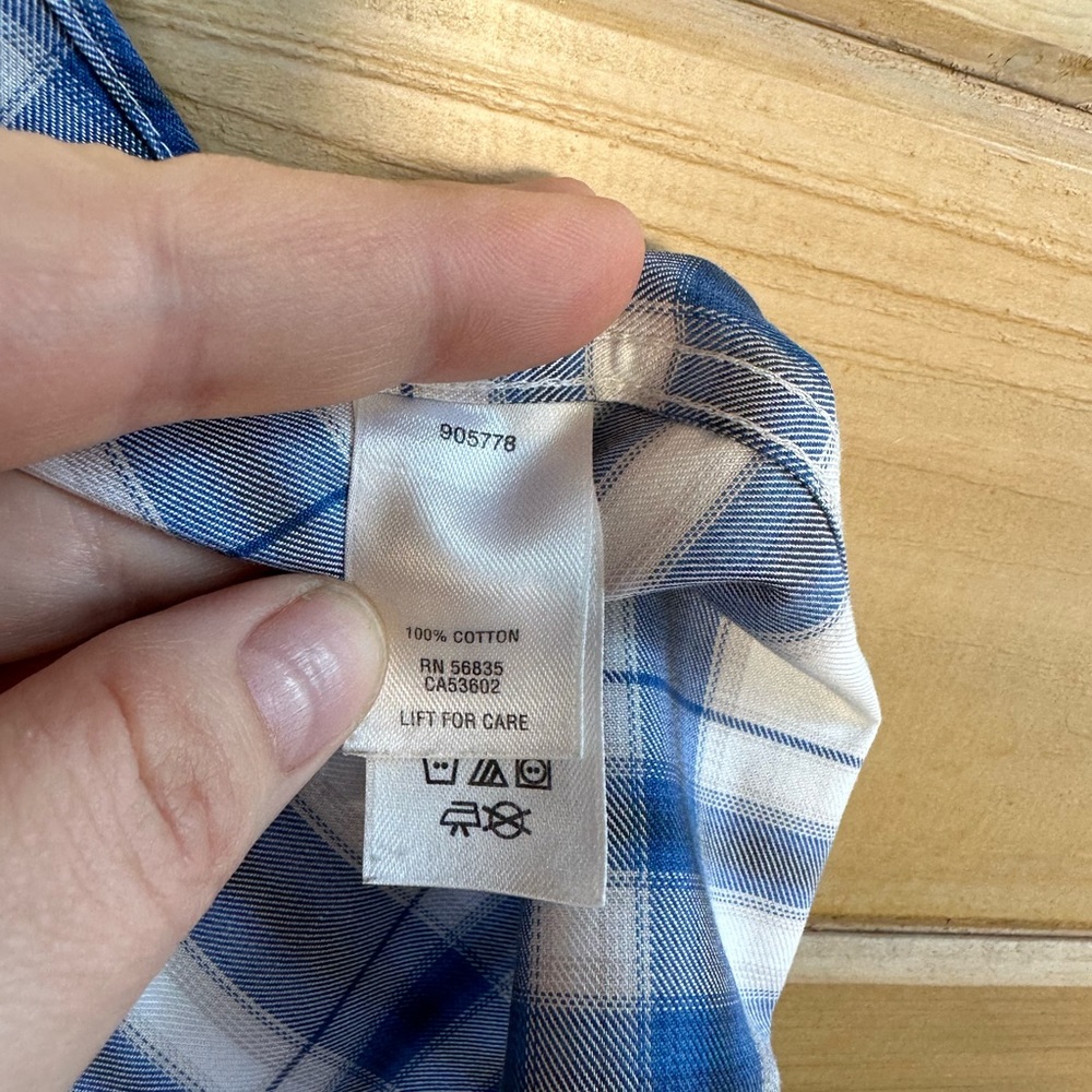 Cabela’s Button Down - image 5